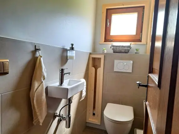 Casa Christine Garfrescha, Gäste-WC