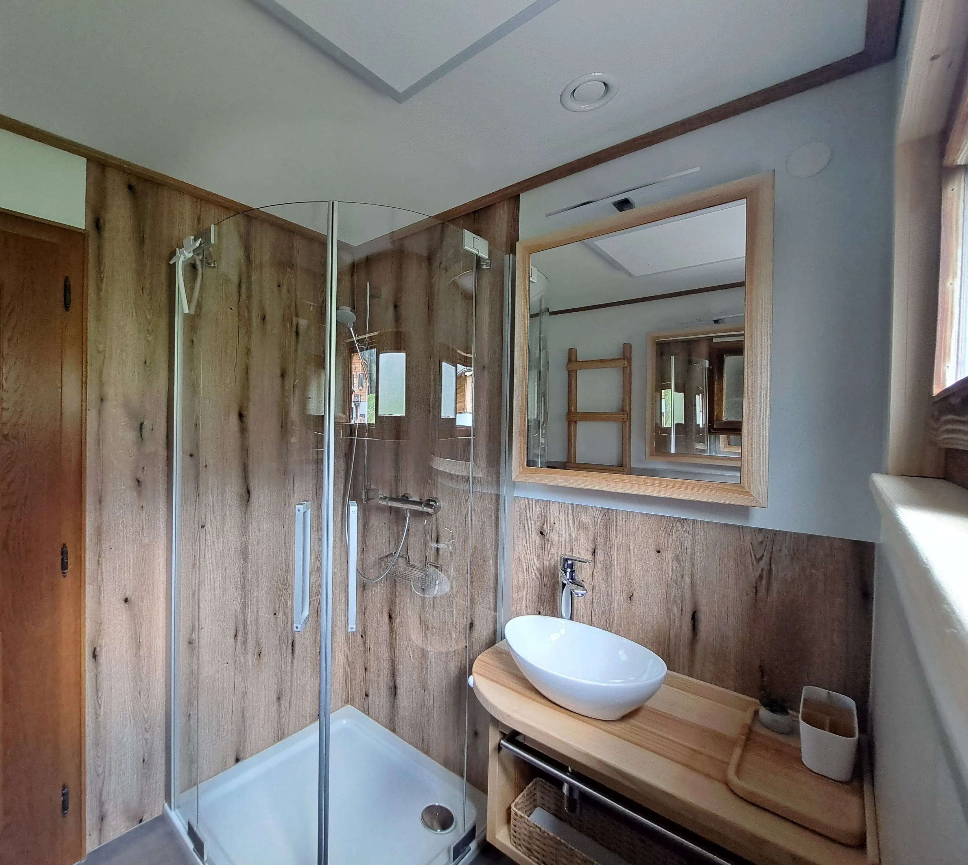 Casa Christine Garfrescha, Bad